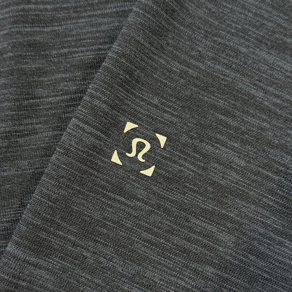 Lululemon Men's Metal Vent Tech 1/2 Zip - Navy - Picture 5 of 8
